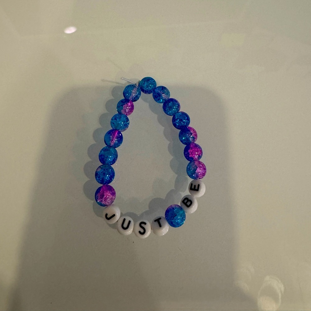HANDMADE BEADED BRACELET